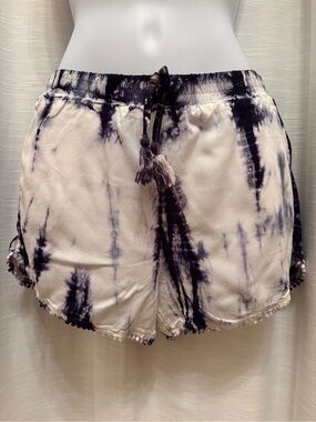 Forever 21 Blue & White Tie-Dye Drawstring Shorts